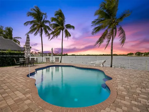 1206 Falls Boulevard Weston FL 33327