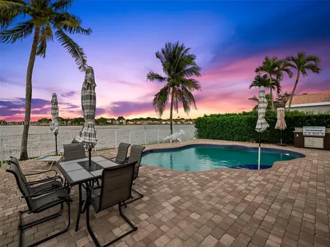 1206 Falls Boulevard Weston FL 33327