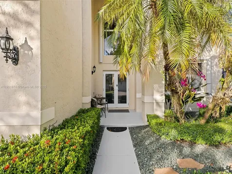 1206 Falls Boulevard Weston FL 33327