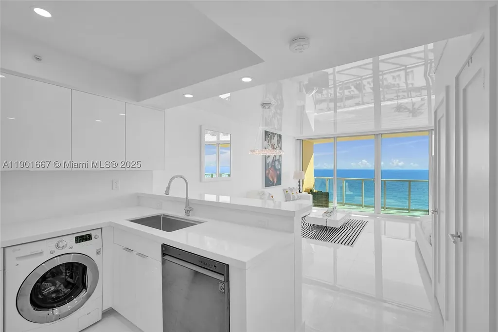 2501 S Ocean Drive Hollywood FL 33019