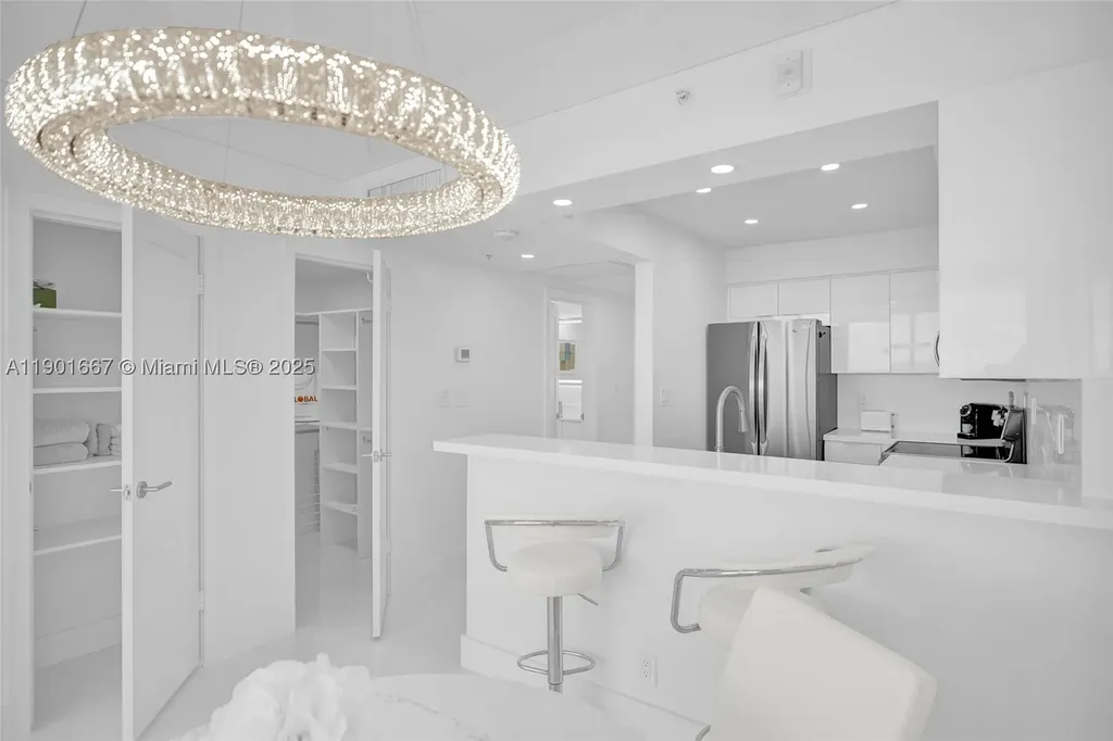 2501 S Ocean Drive Hollywood FL 33019
