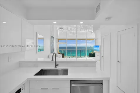 2501 S Ocean Drive Hollywood FL 33019