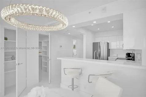 2501 S Ocean Drive Hollywood FL 33019