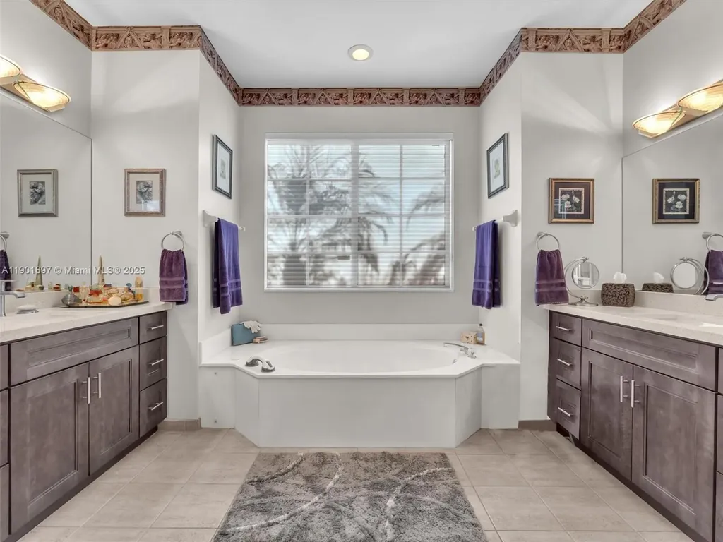 302 NW 120th Drive Coral Springs FL 33071