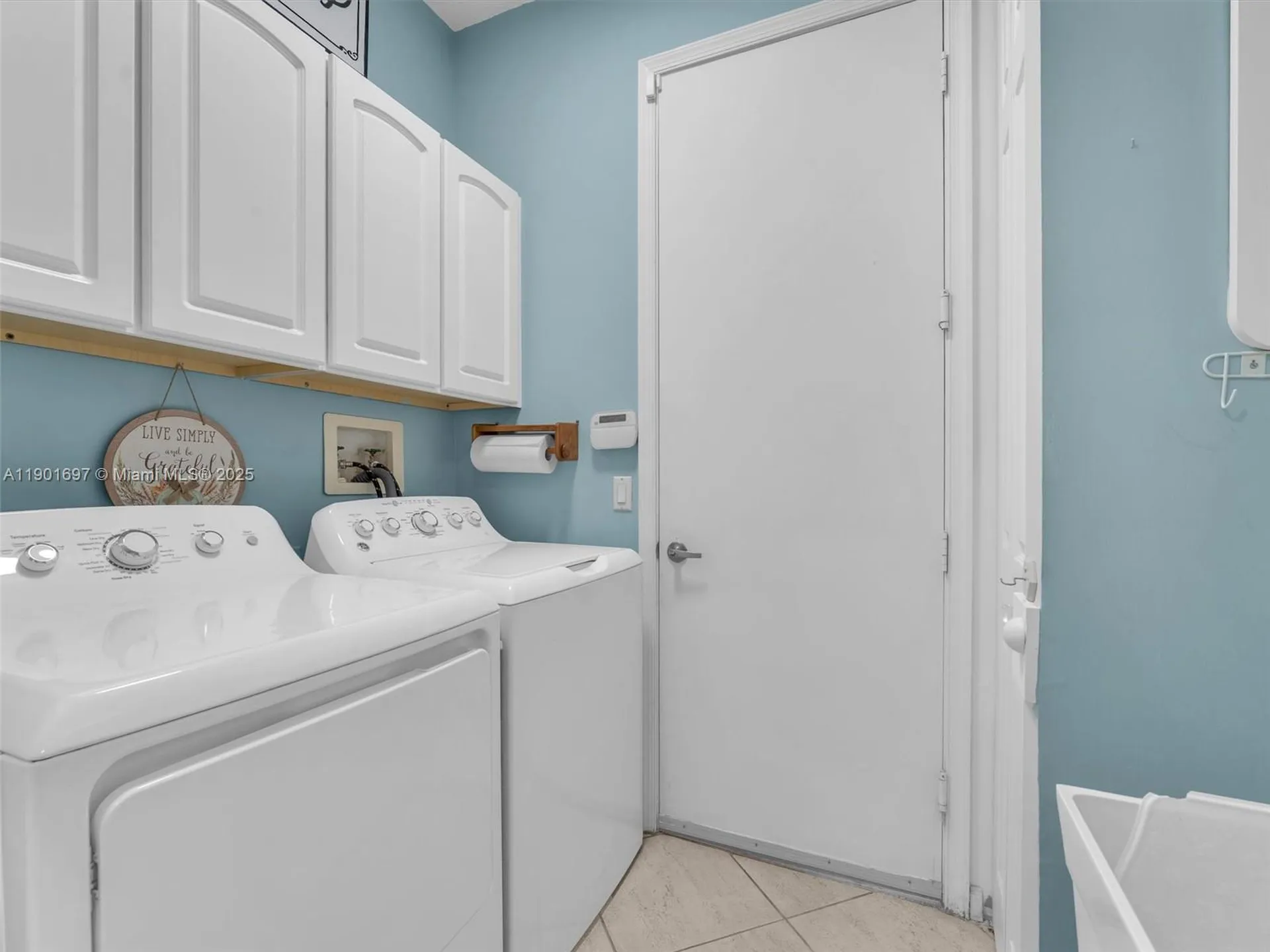 302 NW 120th Drive Coral Springs FL 33071