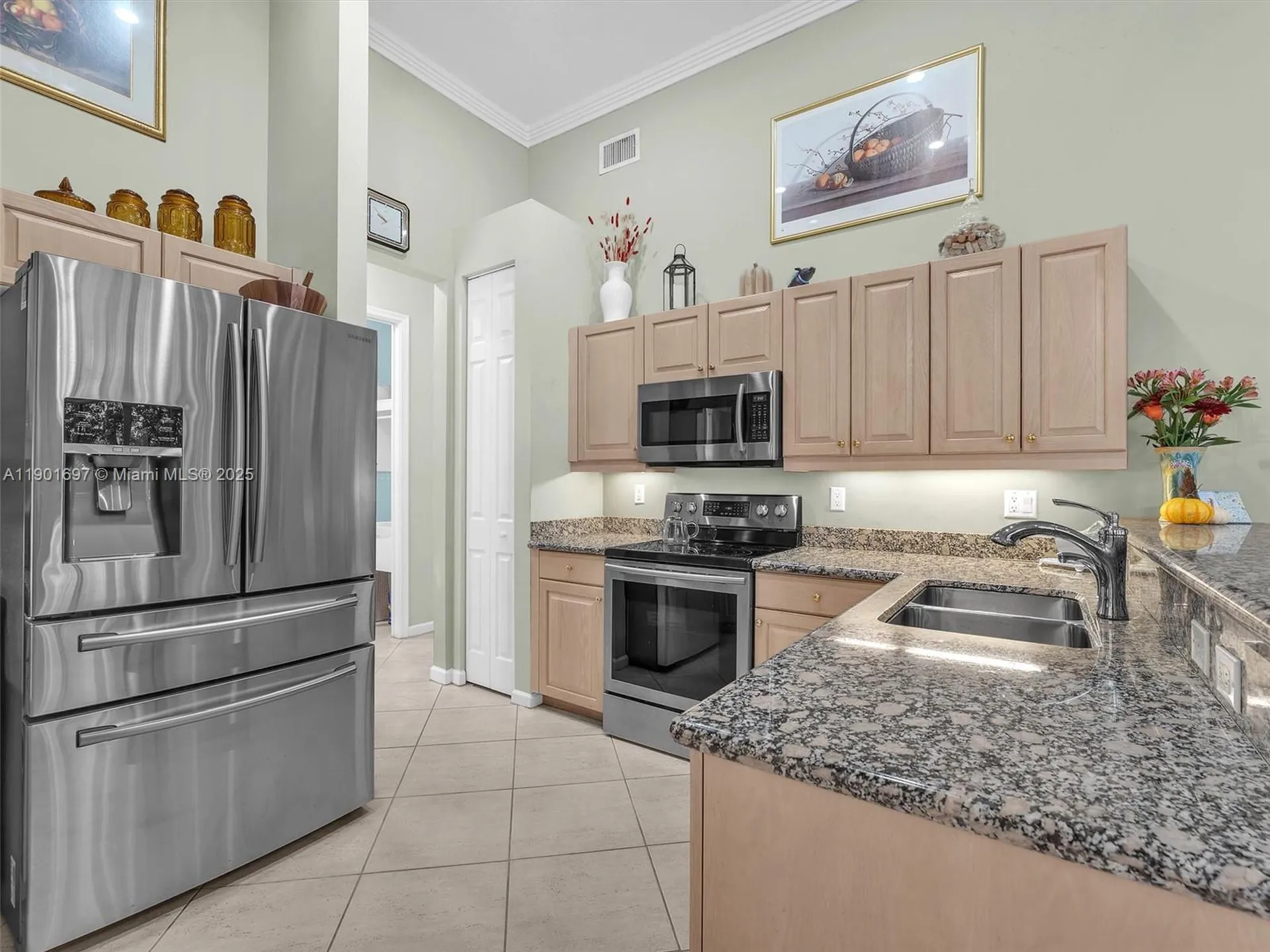 302 NW 120th Drive Coral Springs FL 33071