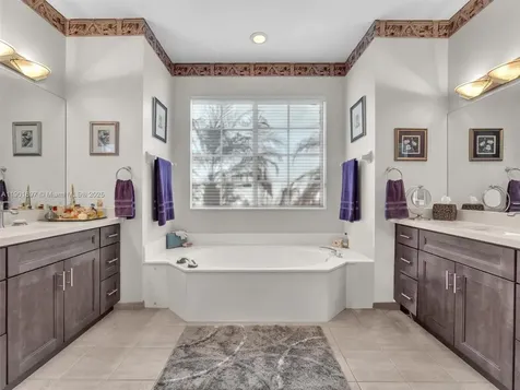 302 NW 120th Drive Coral Springs FL 33071