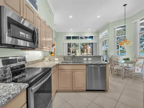 302 NW 120th Drive Coral Springs FL 33071