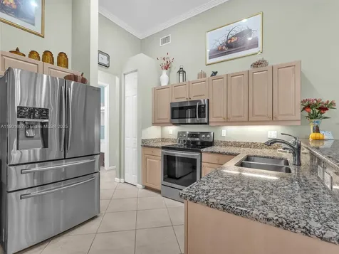302 NW 120th Drive Coral Springs FL 33071