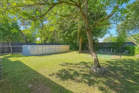 6317 Cleveland Street Hollywood FL 33024