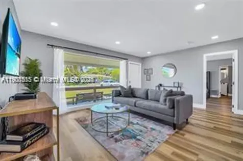 410 Pennsylvania Avenue Fort Lauderdale FL 33312