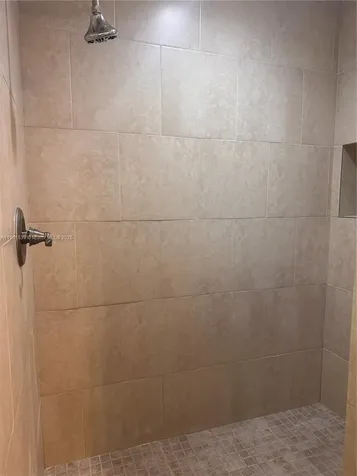 969 Plantation Road Key Largo FL 33037