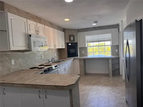 969 Plantation Road Key Largo FL 33037