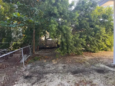 969 Plantation Road Key Largo FL 33037