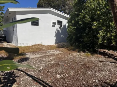 969 Plantation Road Key Largo FL 33037