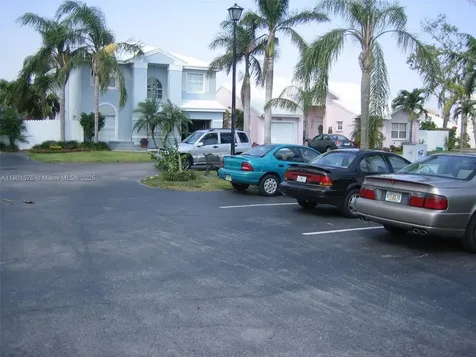 11274 SW 64 Lane Miami FL 33173