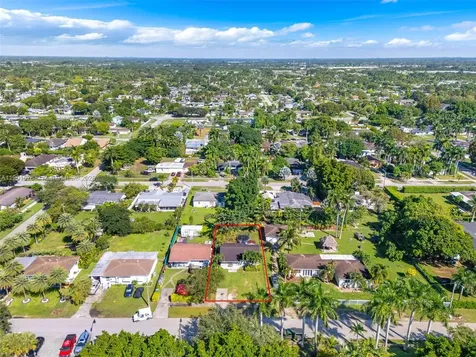 313 NW 12th Street Homestead FL 33030