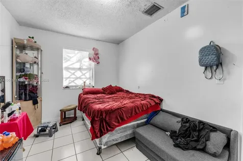 313 NW 12th Street Homestead FL 33030