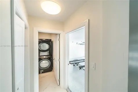 842 W Coco Plum Circle Plantation FL 33324