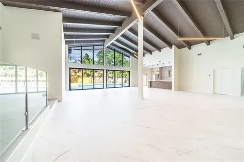 842 W Coco Plum Circle Plantation FL 33324