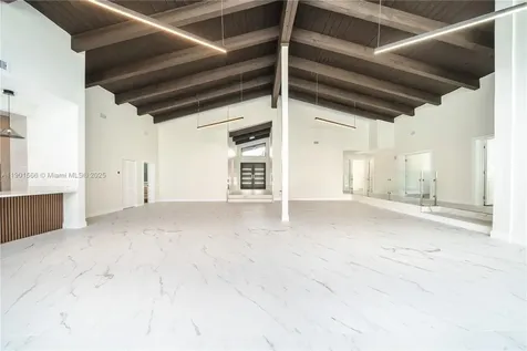 842 W Coco Plum Circle Plantation FL 33324
