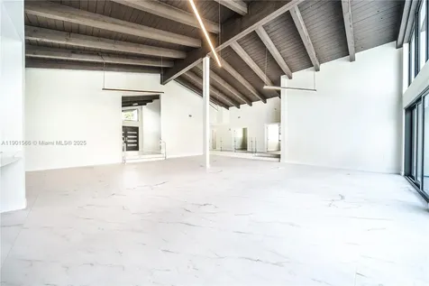 842 W Coco Plum Circle Plantation FL 33324