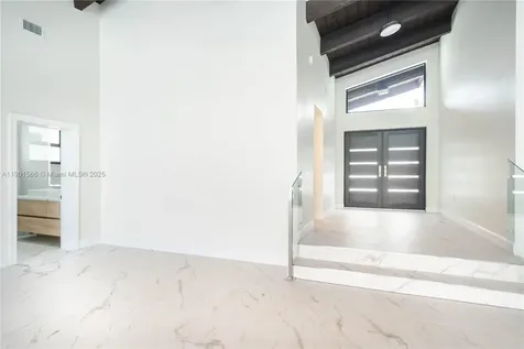 842 W Coco Plum Circle Plantation FL 33324
