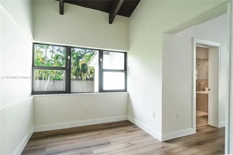 842 W Coco Plum Circle Plantation FL 33324