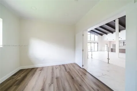 842 W Coco Plum Circle Plantation FL 33324