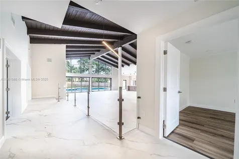 842 W Coco Plum Circle Plantation FL 33324
