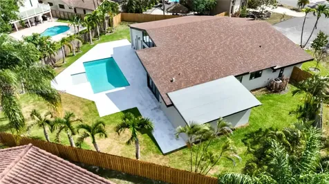 842 W Coco Plum Circle Plantation FL 33324
