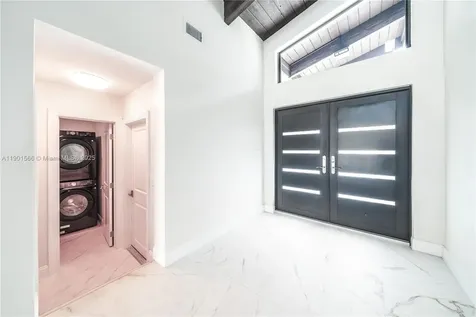 842 W Coco Plum Circle Plantation FL 33324