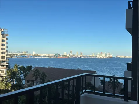520 Brickell Key Drive Miami FL 33131