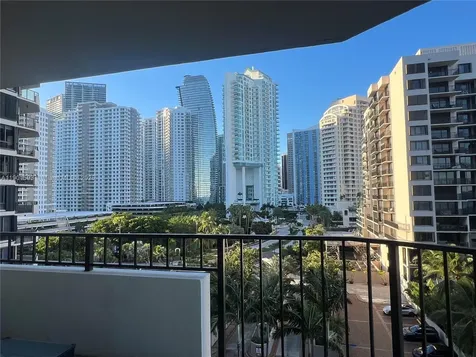 520 Brickell Key Drive Miami FL 33131