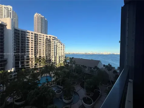 520 Brickell Key Drive Miami FL 33131