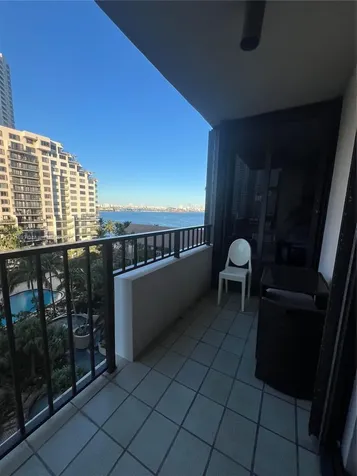 520 Brickell Key Drive Miami FL 33131