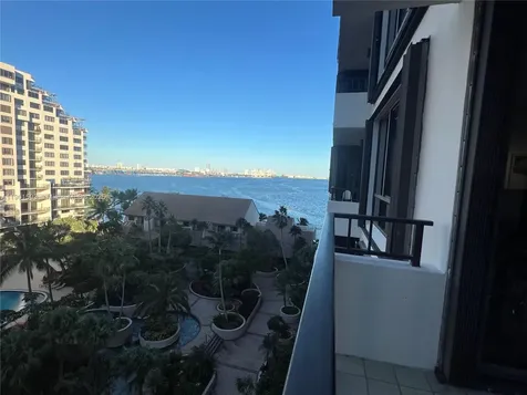 520 Brickell Key Drive Miami FL 33131