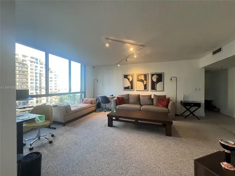 520 Brickell Key Drive Miami FL 33131