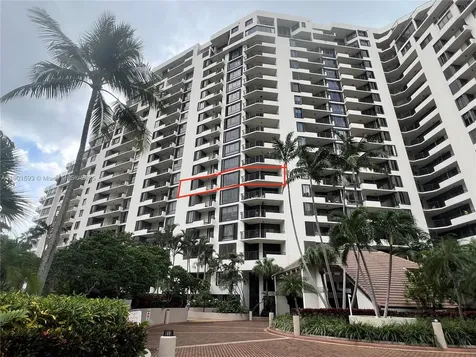 520 Brickell Key Drive Miami FL 33131