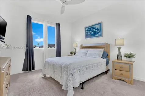 856 SE 16th Court Homestead FL 33034