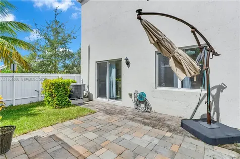 856 SE 16th Court Homestead FL 33034