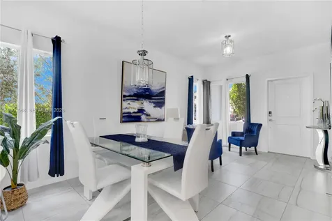 856 SE 16th Court Homestead FL 33034