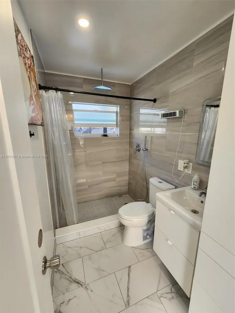 2140 SW 36th Avenue Fort Lauderdale FL 33312