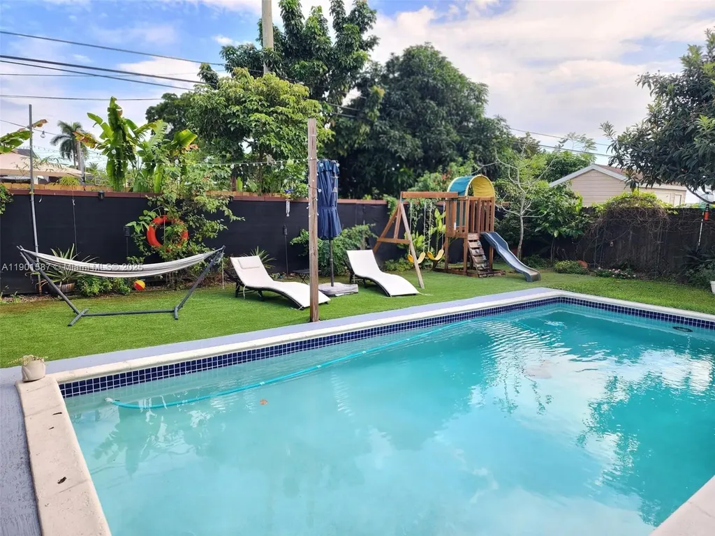 2140 SW 36th Avenue Fort Lauderdale FL 33312