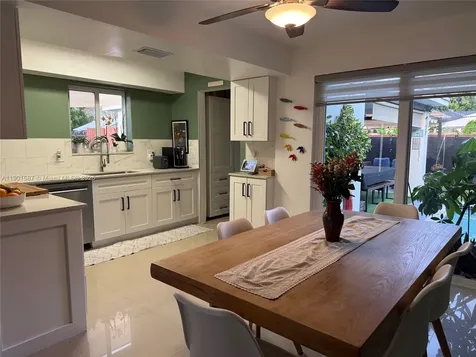 2140 SW 36th Avenue Fort Lauderdale FL 33312