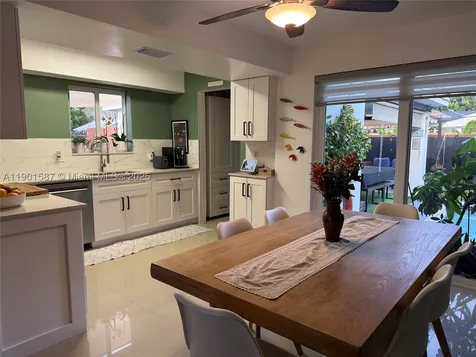 2140 SW 36th Avenue Fort Lauderdale FL 33312