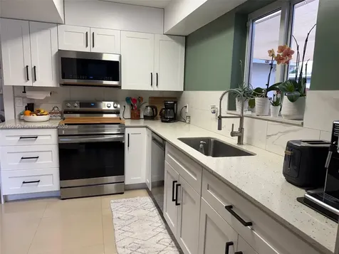 2140 SW 36th Avenue Fort Lauderdale FL 33312