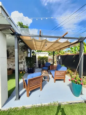 2140 SW 36th Avenue Fort Lauderdale FL 33312