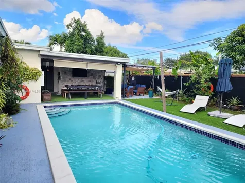 2140 SW 36th Avenue Fort Lauderdale FL 33312