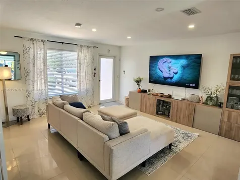 2140 SW 36th Avenue Fort Lauderdale FL 33312